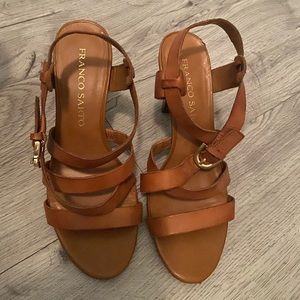 Brown straps heel